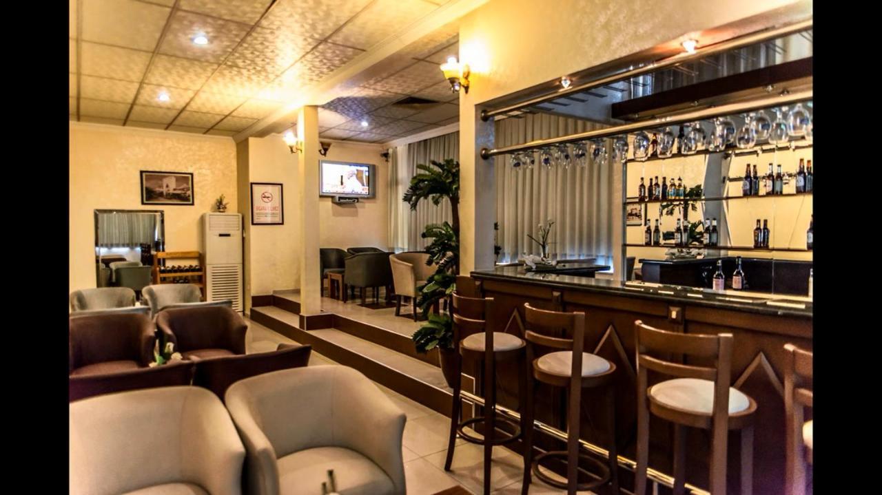 Kristal Otel Adana Esterno foto