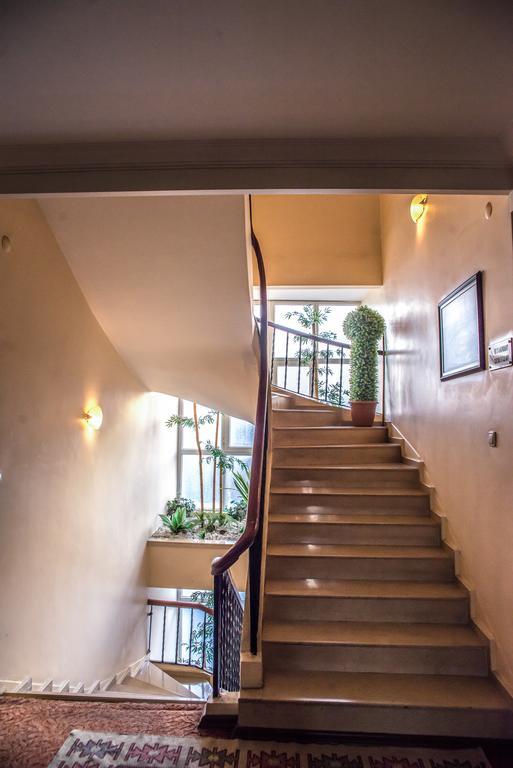Kristal Otel Adana Esterno foto